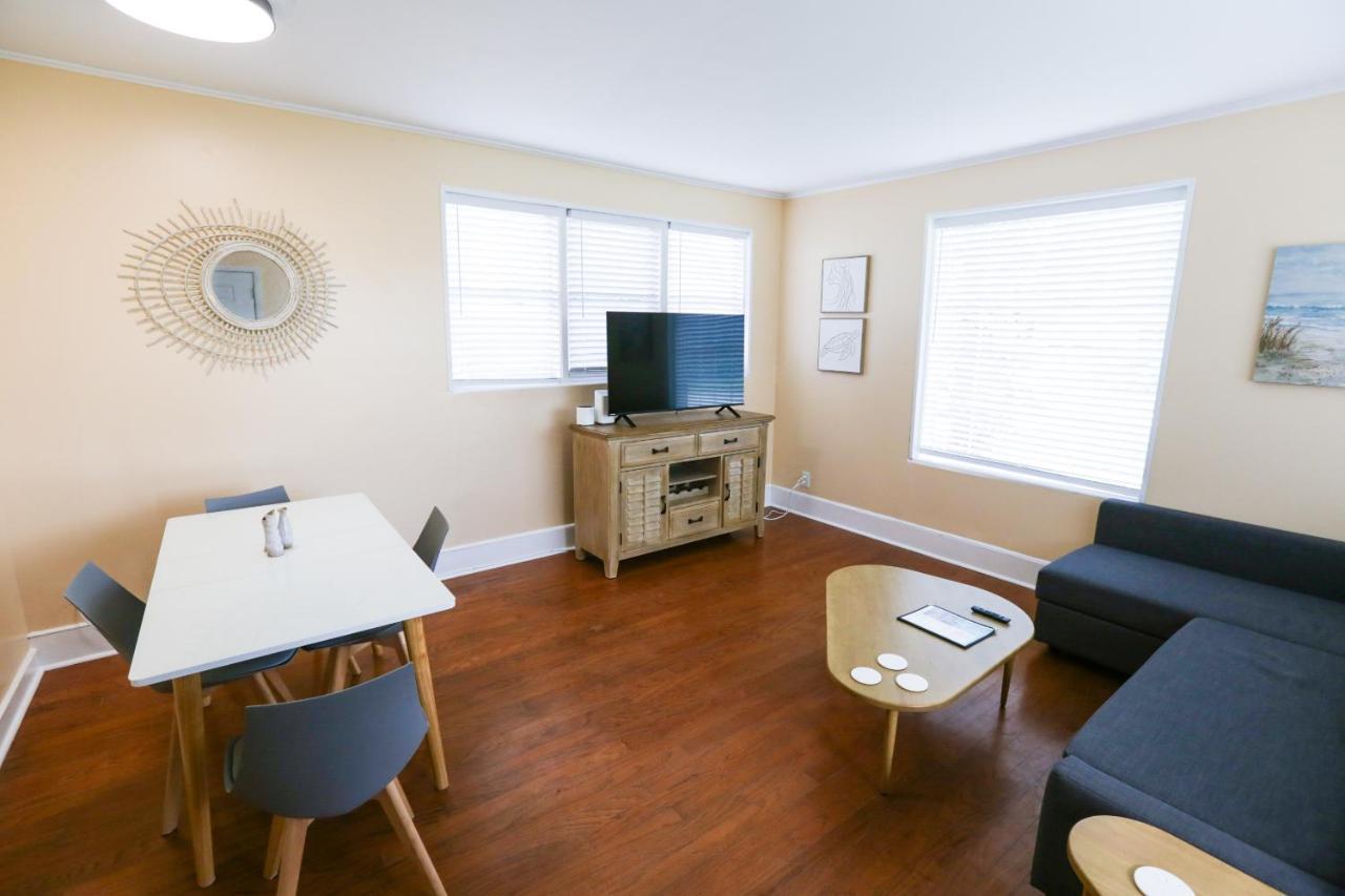 Centrally Located Efficiency One Mile To The Beach! Jacksonville Beach Exterior foto