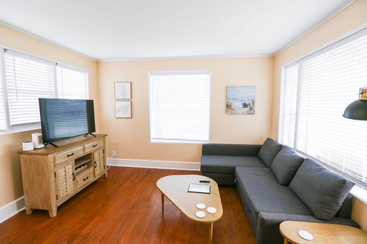 Centrally Located Efficiency One Mile To The Beach! Jacksonville Beach Exterior foto